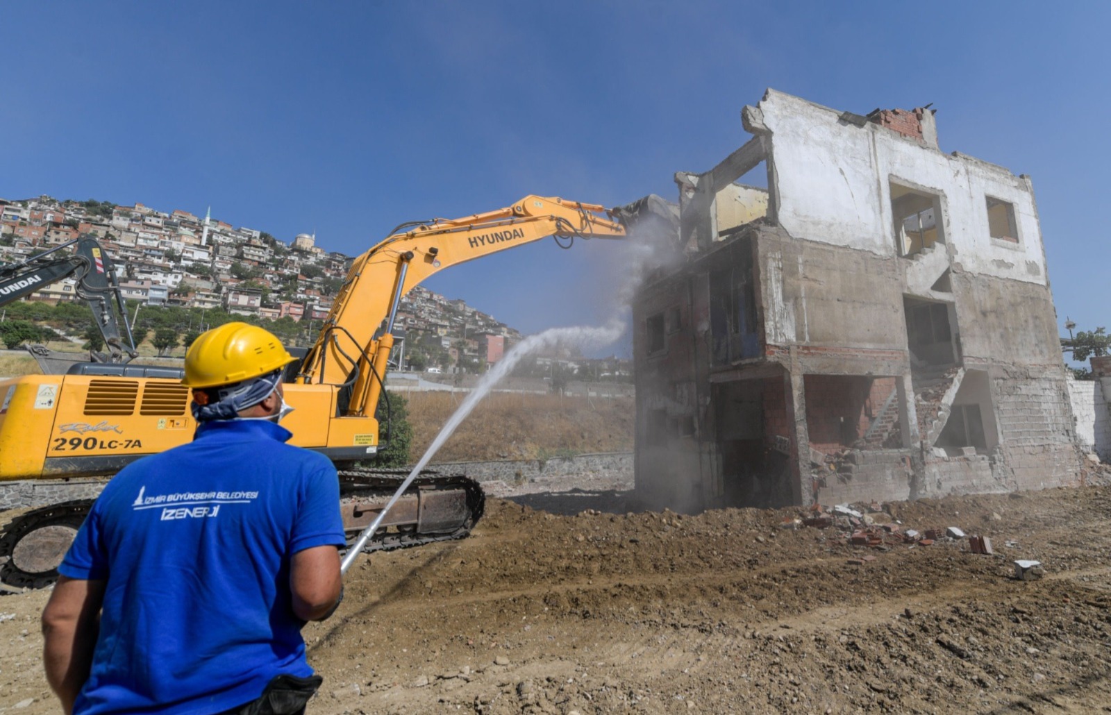 "İzmir büyük bir yeşil alana kavuşacak"