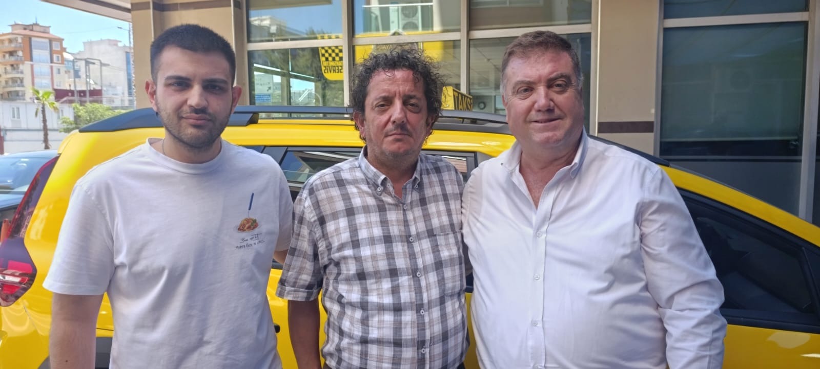 Taksi içerisi iş yeri sayıldı 