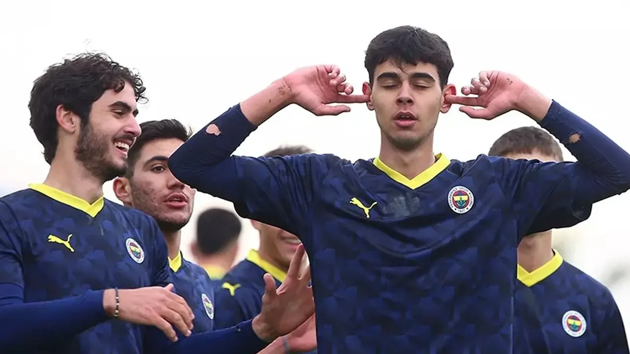 Karsiyakada Çağrı Fedai