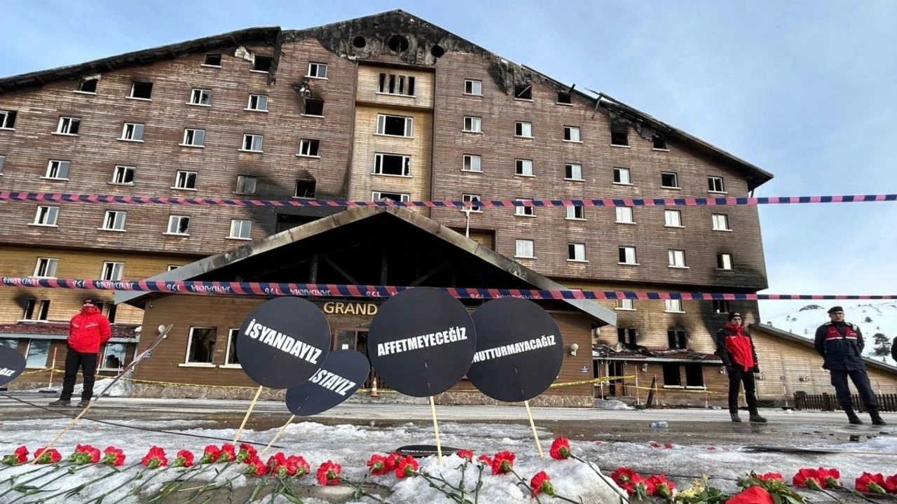 “Yangın sistemi olmayan otelde 4 kişiyi kaybettim”