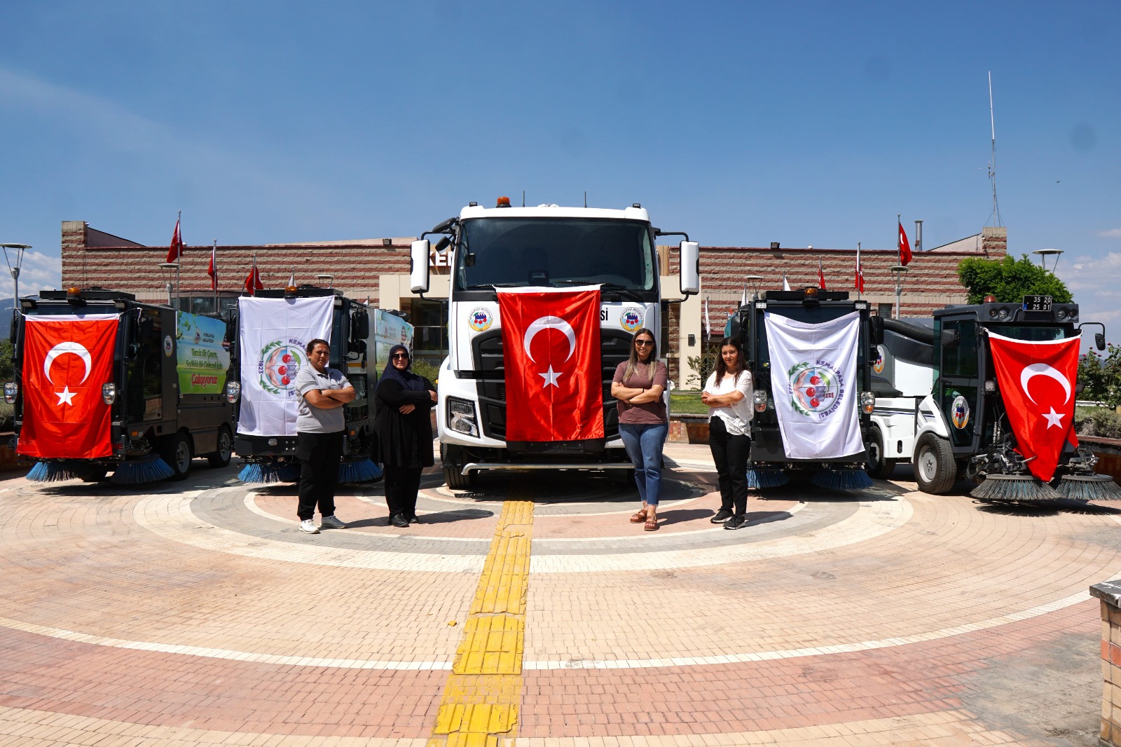 Kadın istihdamına öncü yaklaşım: Direksiyon başında kadınlar