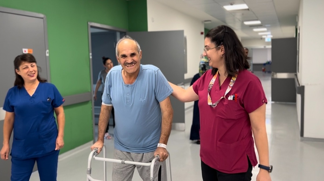 Yüksekten düşme sonrası ağır yaralanma ve kapsamlı tedavi süreci