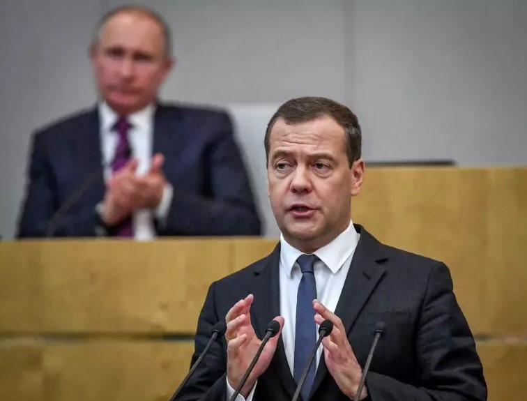 Putin ve Medvedev