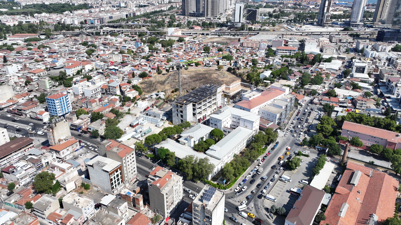 Eşrefpaşa Hastanesi inşaatı beşinci kata ulaştı