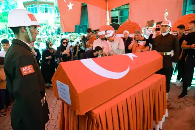 Kayseri'de şehit Ümit Üzüm son yolculuğuna uğurlandı