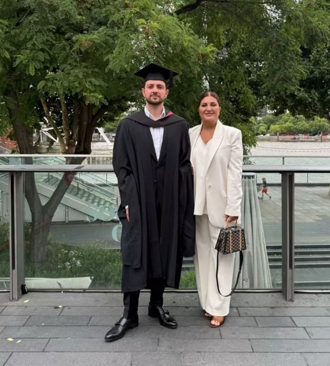 Sibel Can'dan duygusal paylaşım