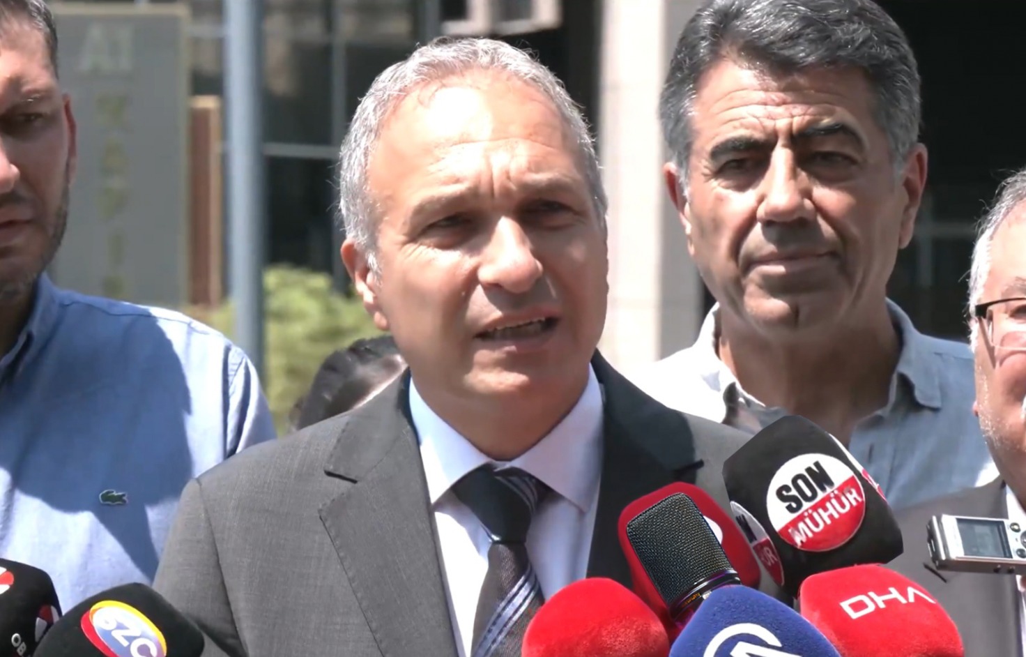 "Görevi kötüye kullanma" iddiası