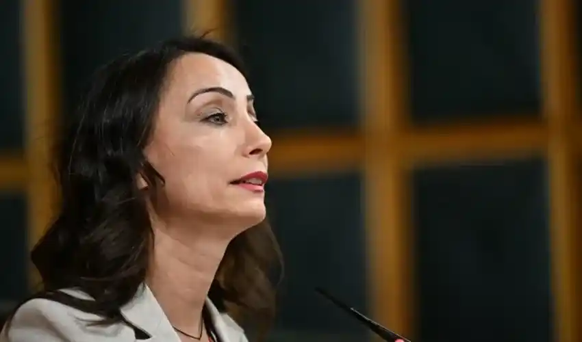 Tulay Hatimogulları