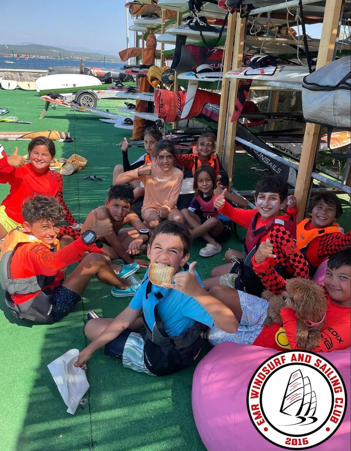 Kapsamlı program ve ulaşım kolaylığı