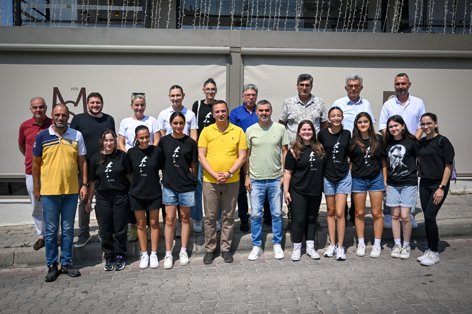 Başkan Eşki'den "Geleceğin Sultanları Bornova'dan yetişecek" mesajı