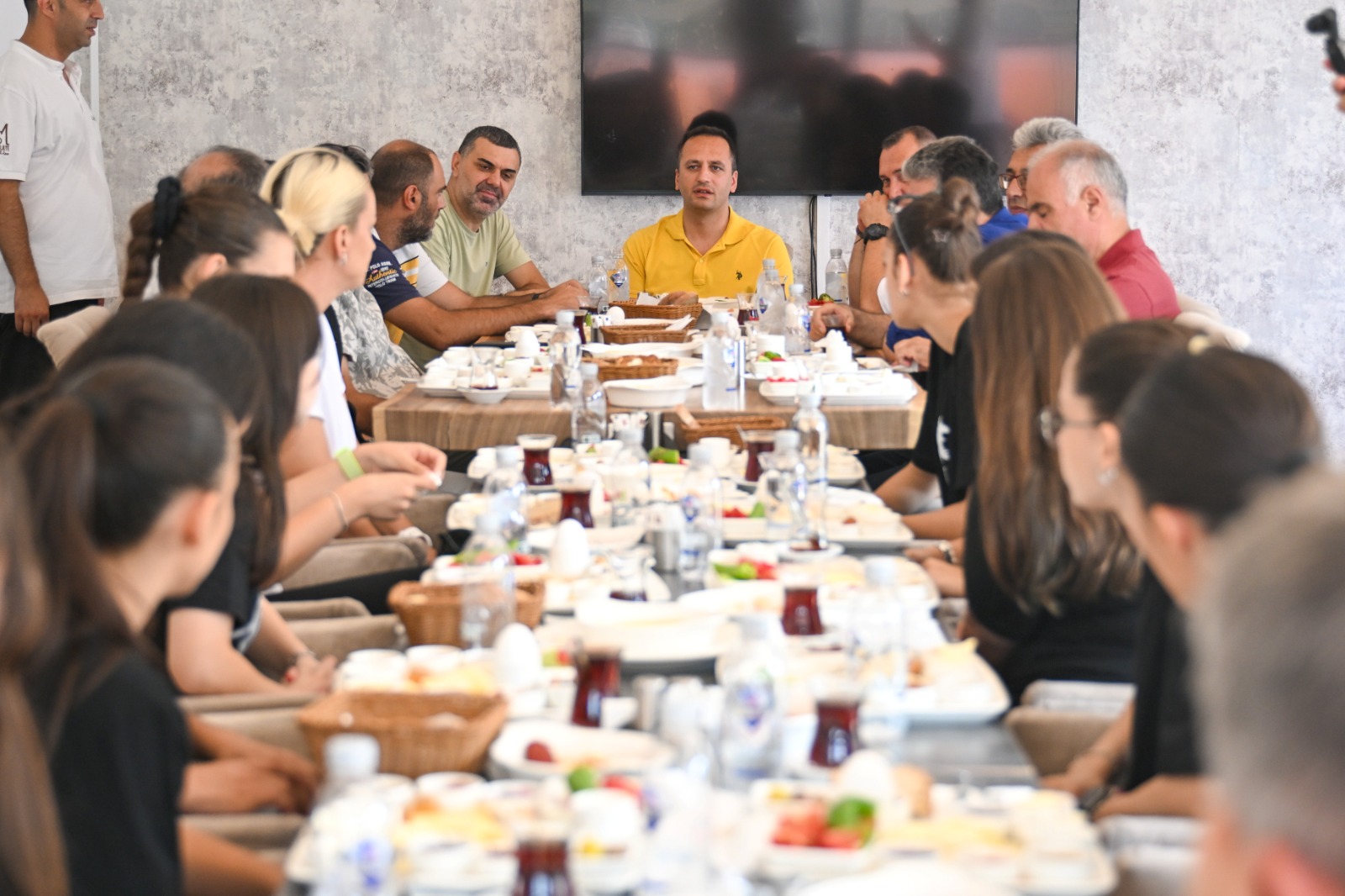 Başkan Eşki'den "Geleceğin Sultanları Bornova'dan yetişecek" mesajı