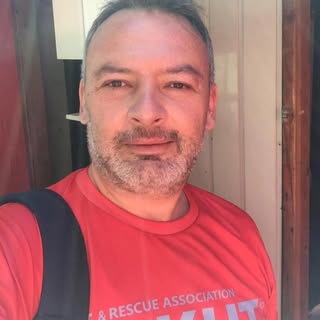 Gözyaşları arasında toprağa verildiler