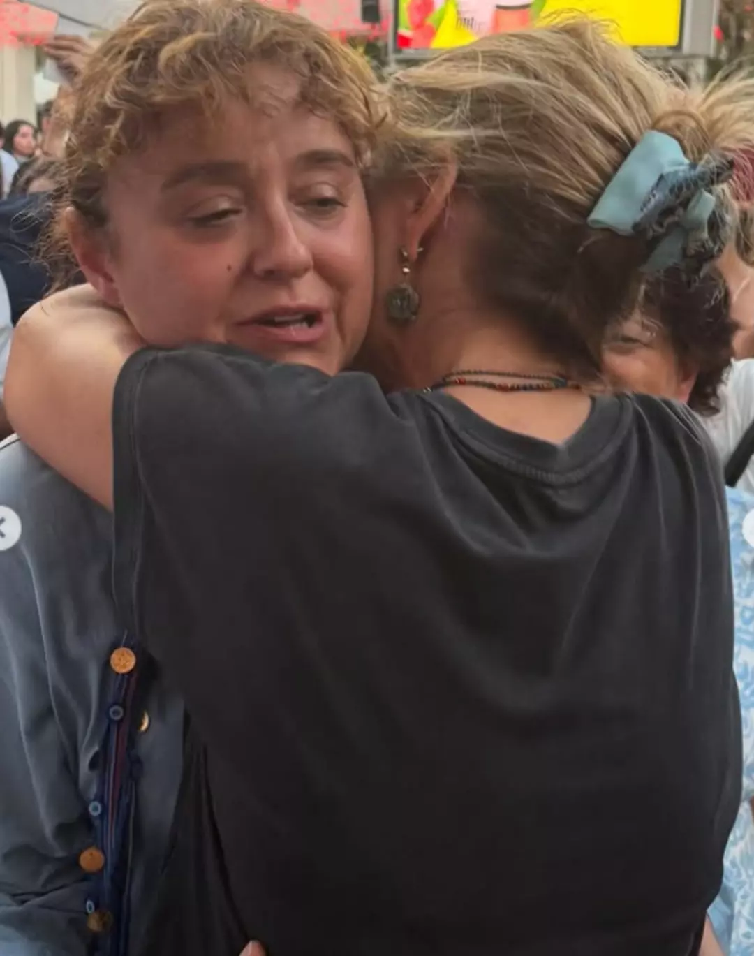 Toplumdan destek büyüyor