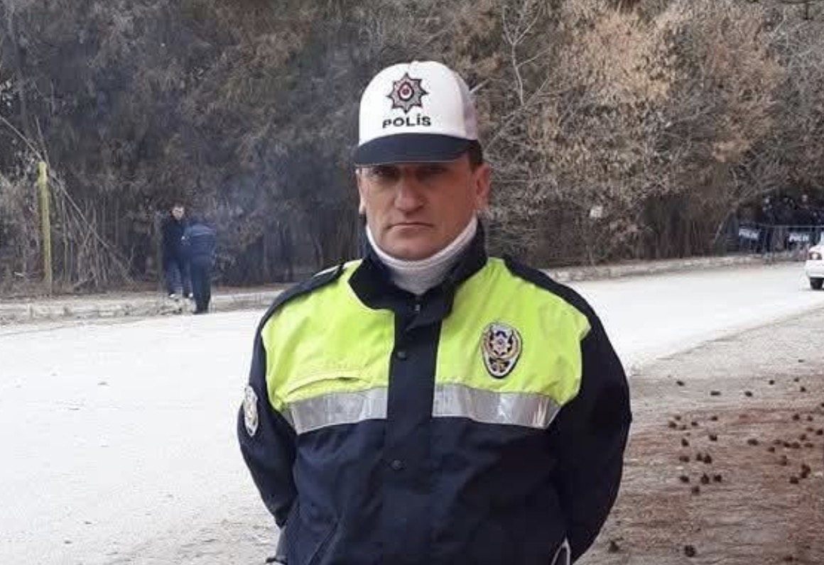 Yilmaz Saylan Kimdir