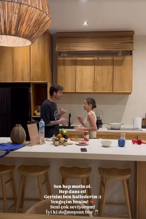 Zeynep Bastık Ve Serkay Tütüncü-2