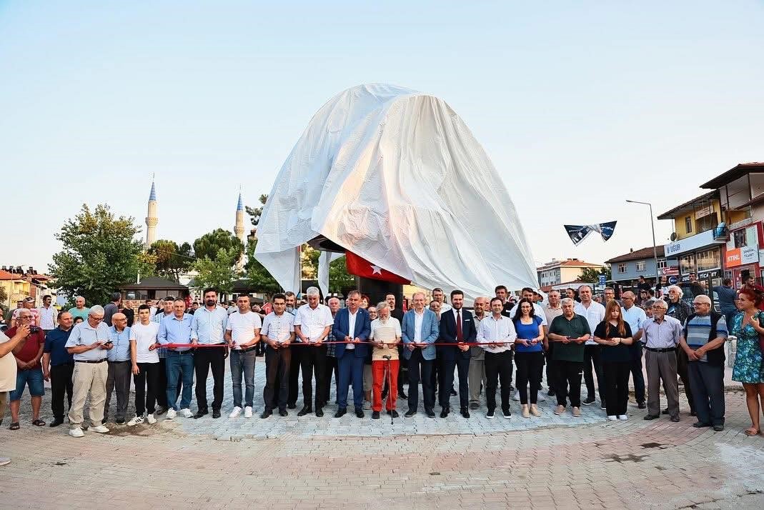 Denizli'de gökyüzü anıtı
