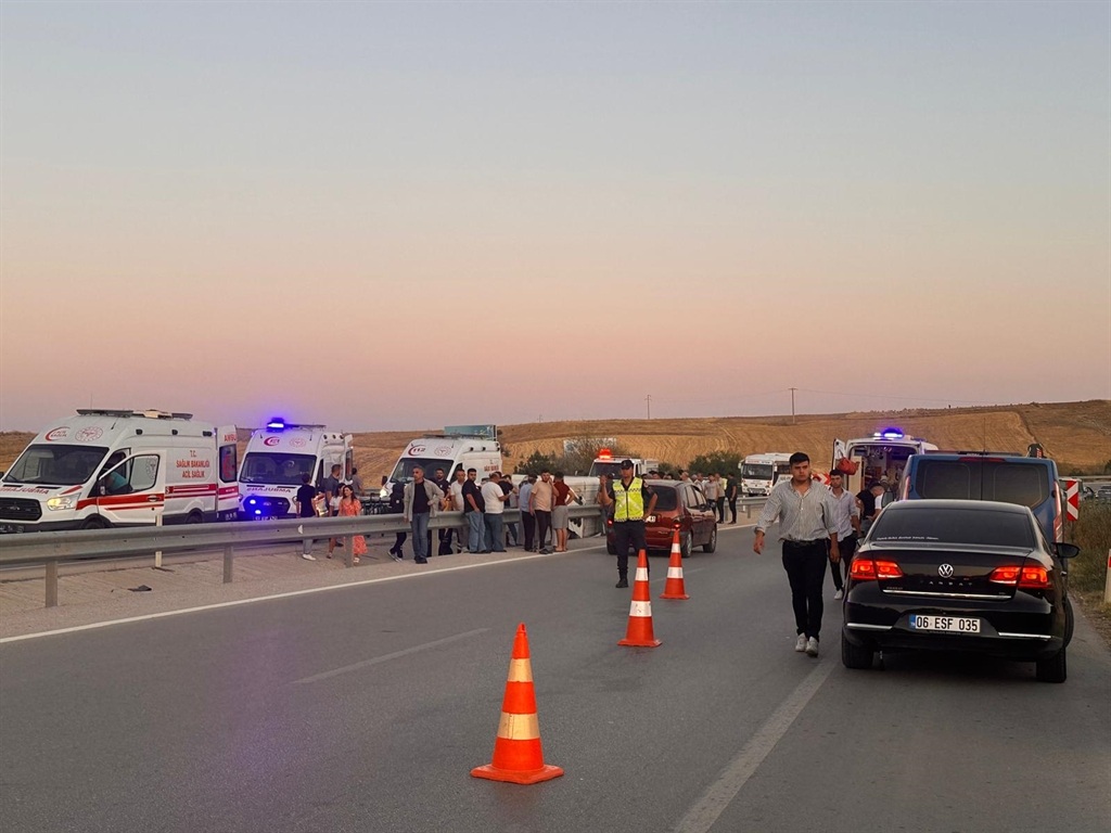 Afyonkarahisar’da Otomobil Ile M