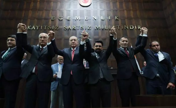 Ak Parti katılım töreni