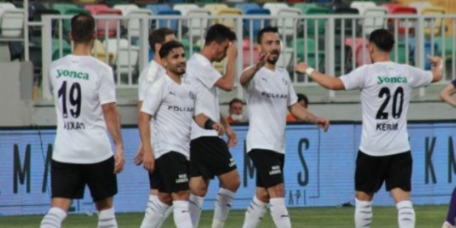 Altay Afyon Kampında Tam Az!