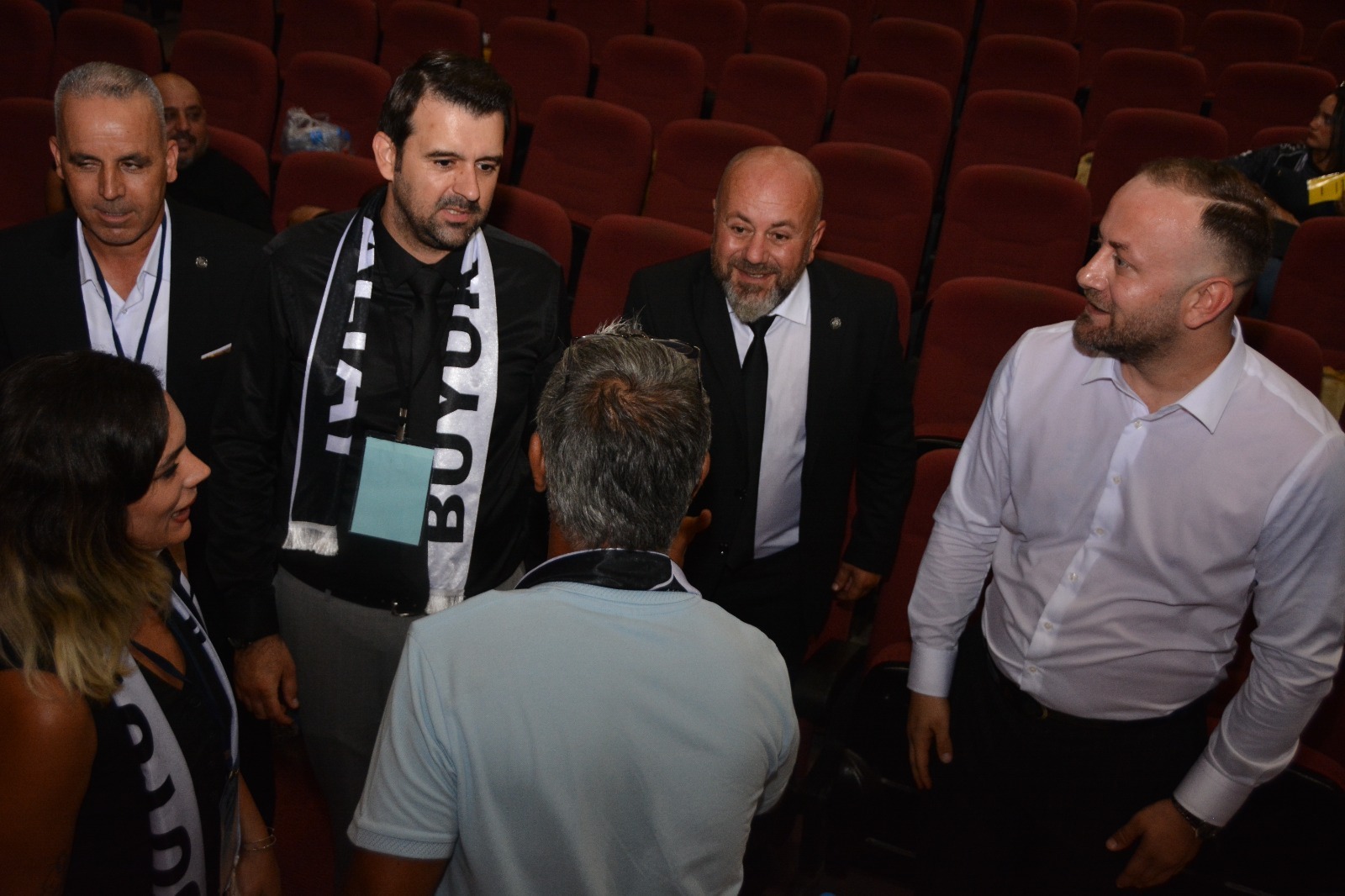 Yeni yönetim güven tazeledi