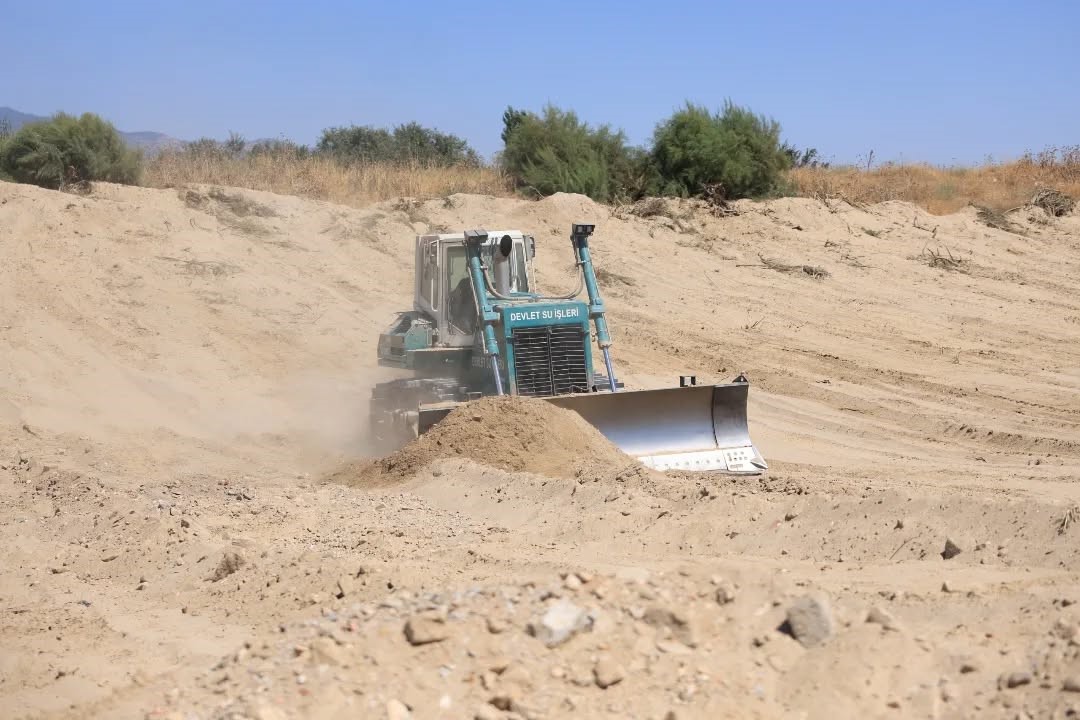 Aydın Dere Yatağı