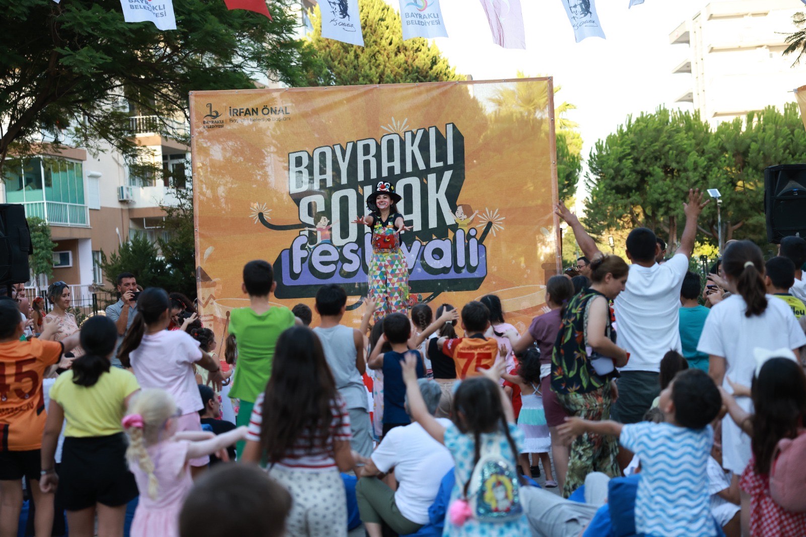 Bayraklı Festival