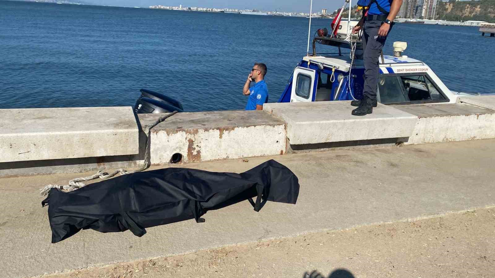 Ölüm nedeni için otopsi bekleniyor