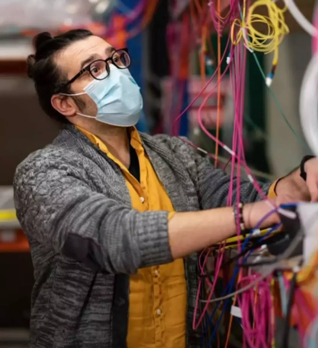 “Usulsüzlükleri raporladığı için hedef oldu”