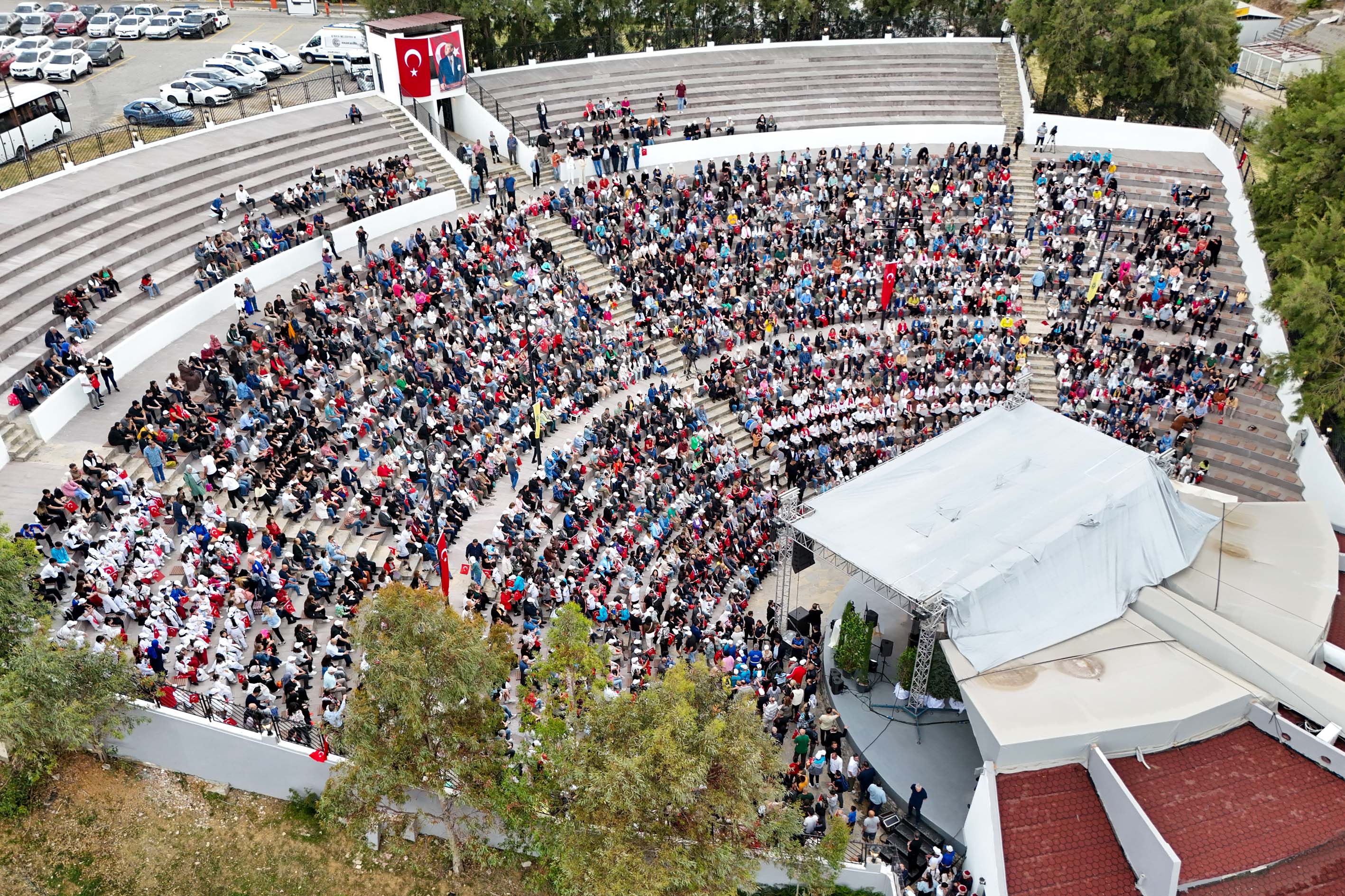 Buca Zeki Metin Amfi