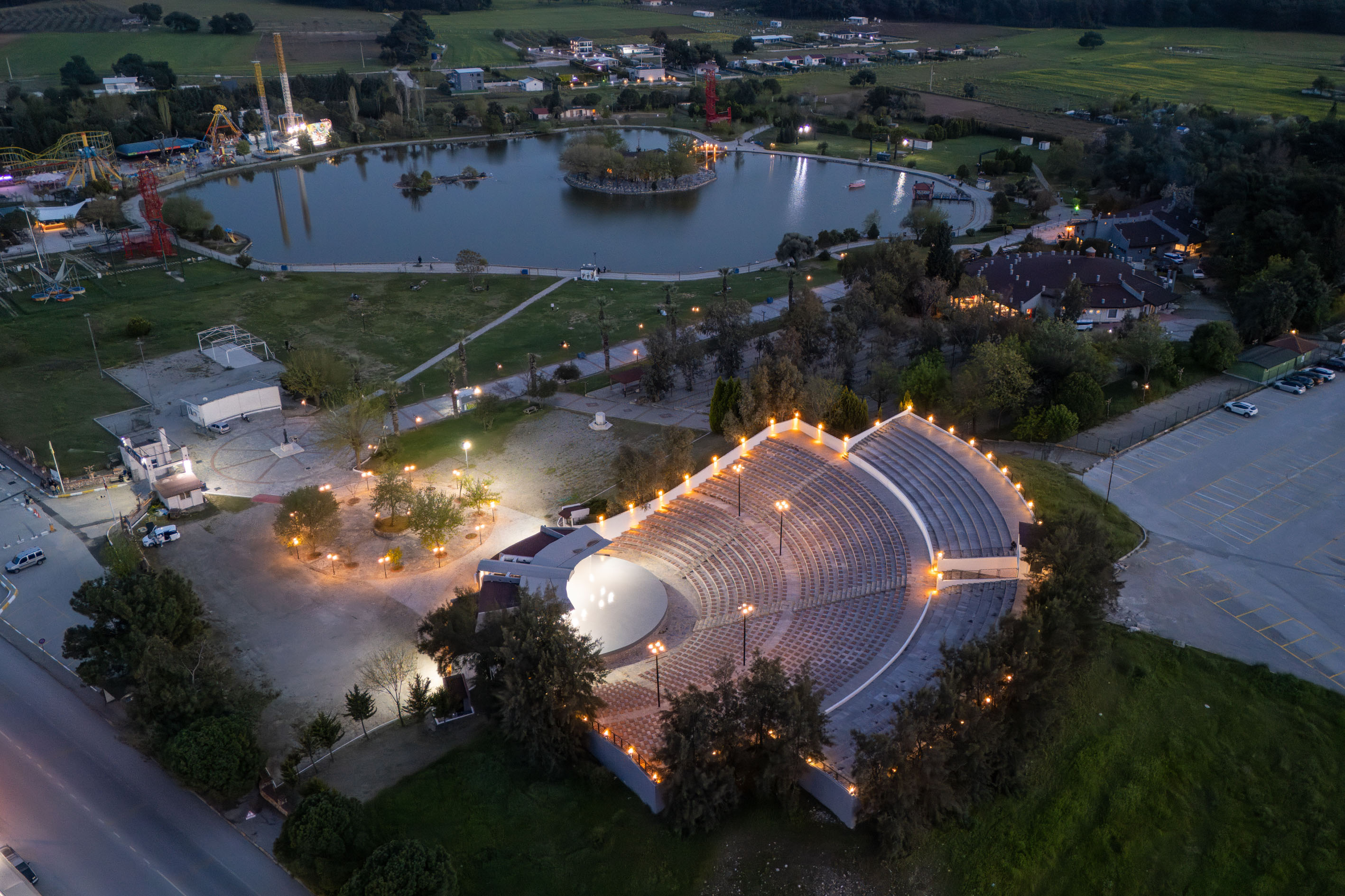 Buca Zeki Metin Amfi