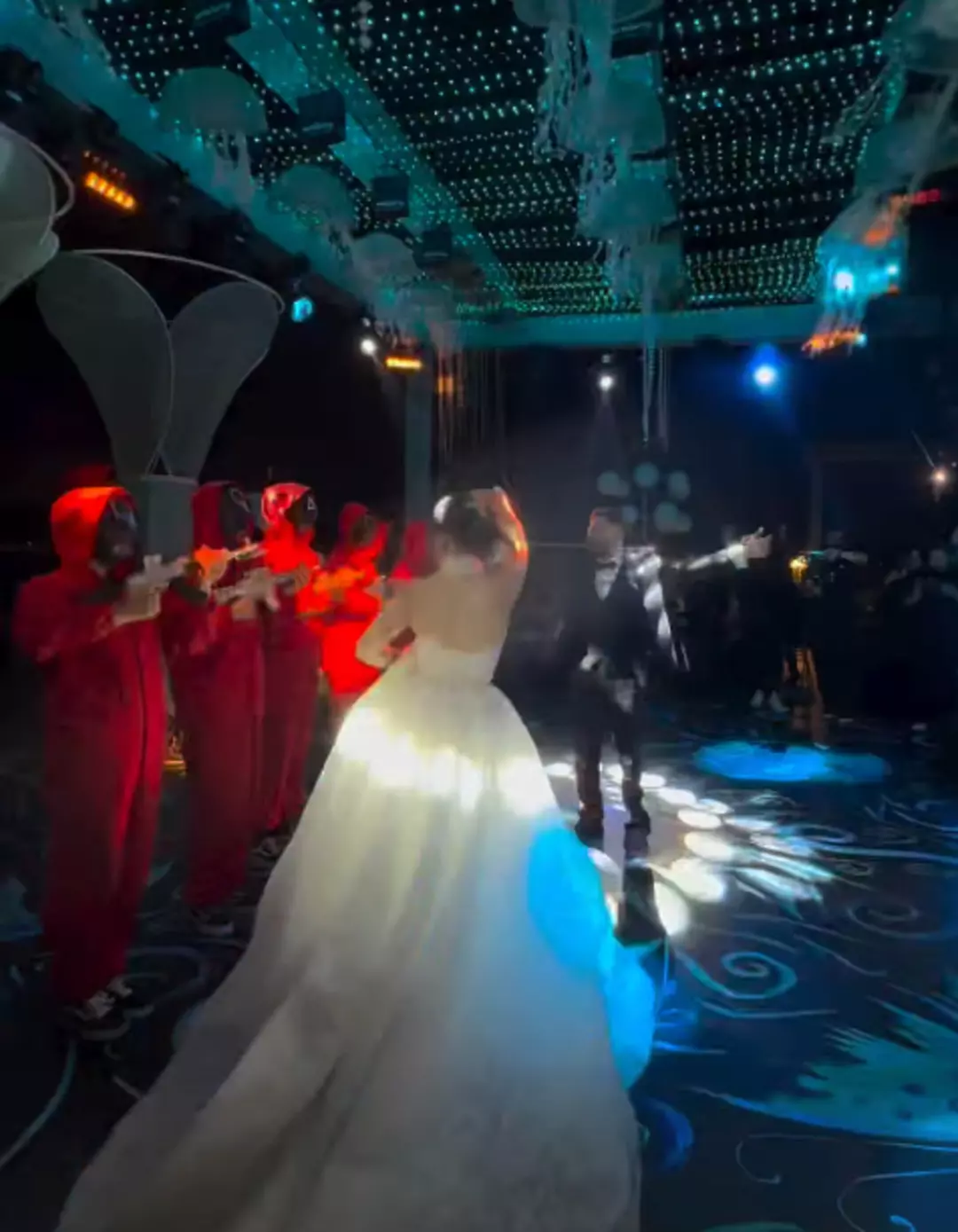 Burak Bulut Ile Eda Sakız