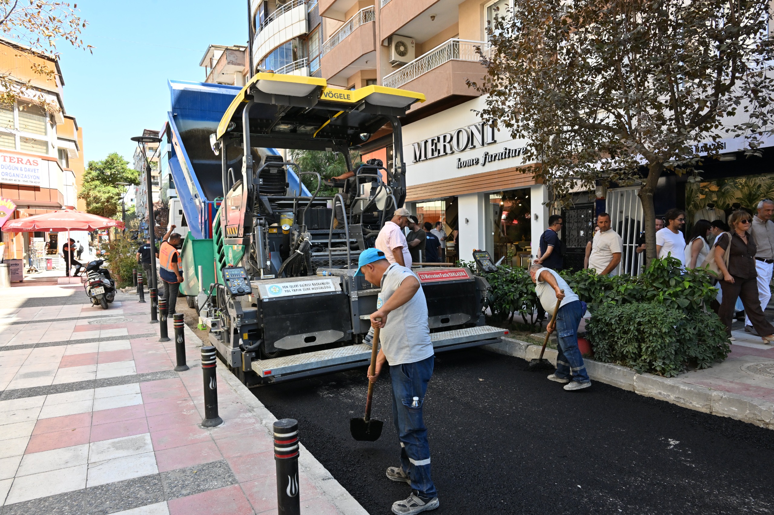 Büyükşehir Merkezde Yolları Yeniliyor (12)