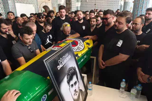 Mersin’de cenaze töreni