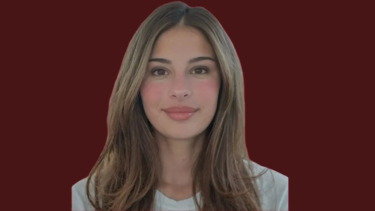 Defne Akcakayalioglu Kimdir