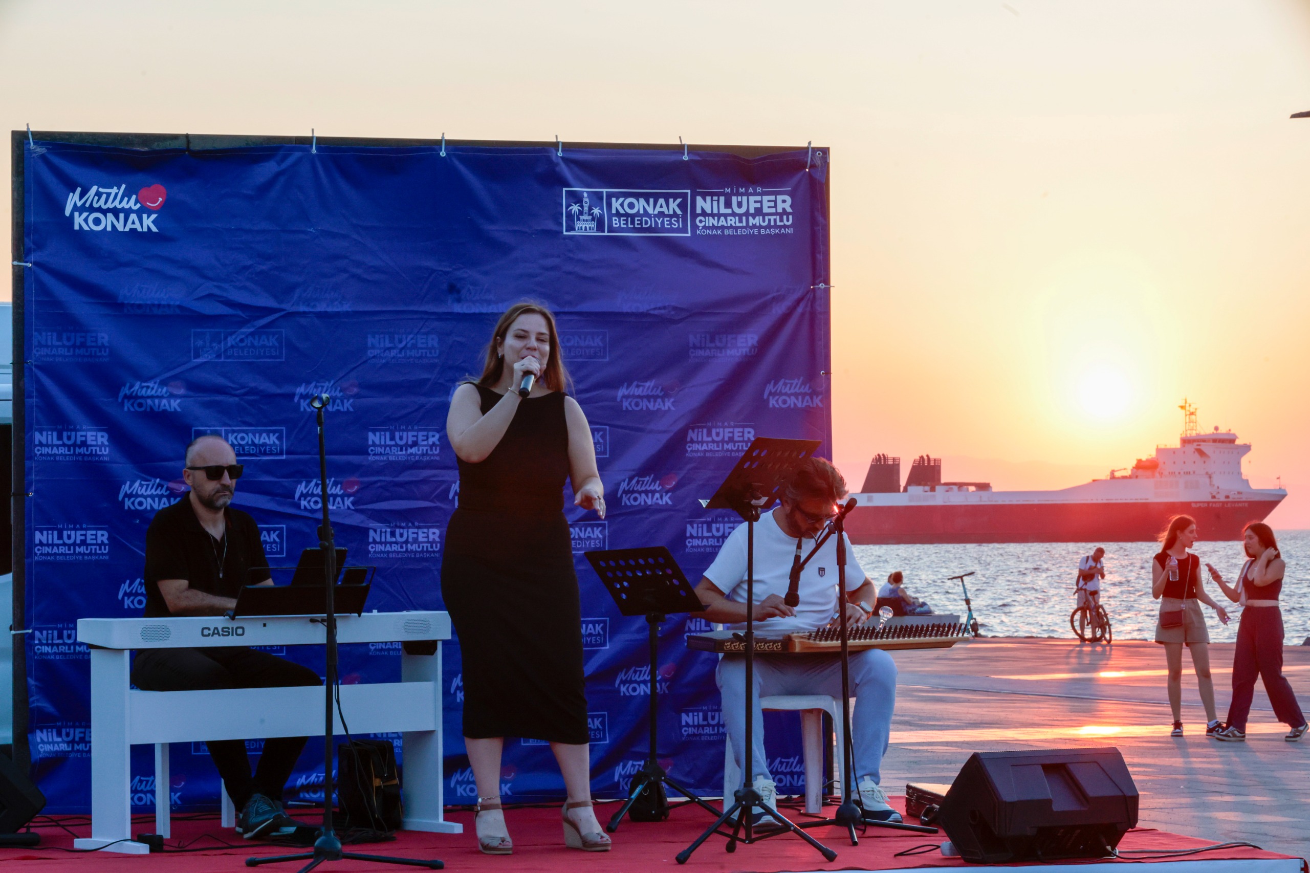 Gece Kermesi, Karantina Meydanı’na Renk Kattı (8)