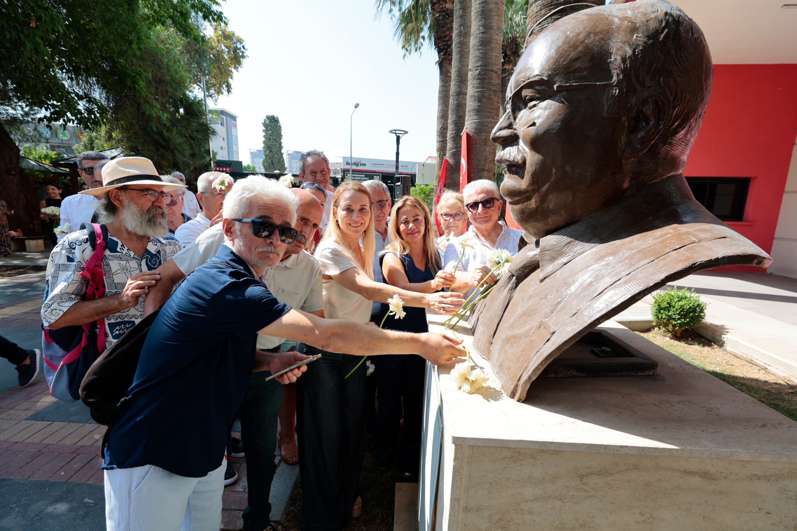 “İzmir Baba” Konak’ta Anıldı (2)
