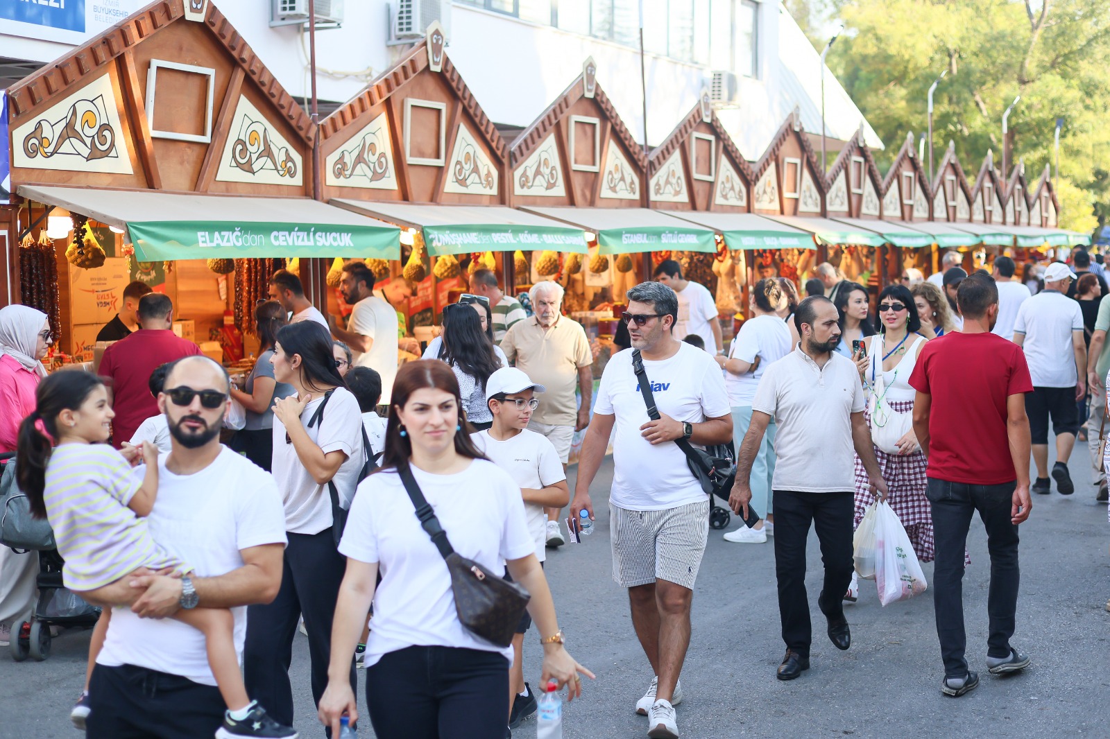 GÖL GAZİNOSU FUARA HAZIR