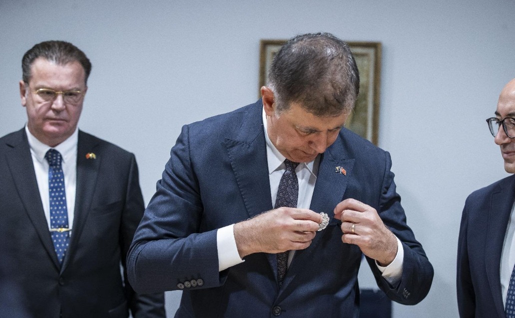 Anlamlı hediyelerle pekiştirilen dostluk