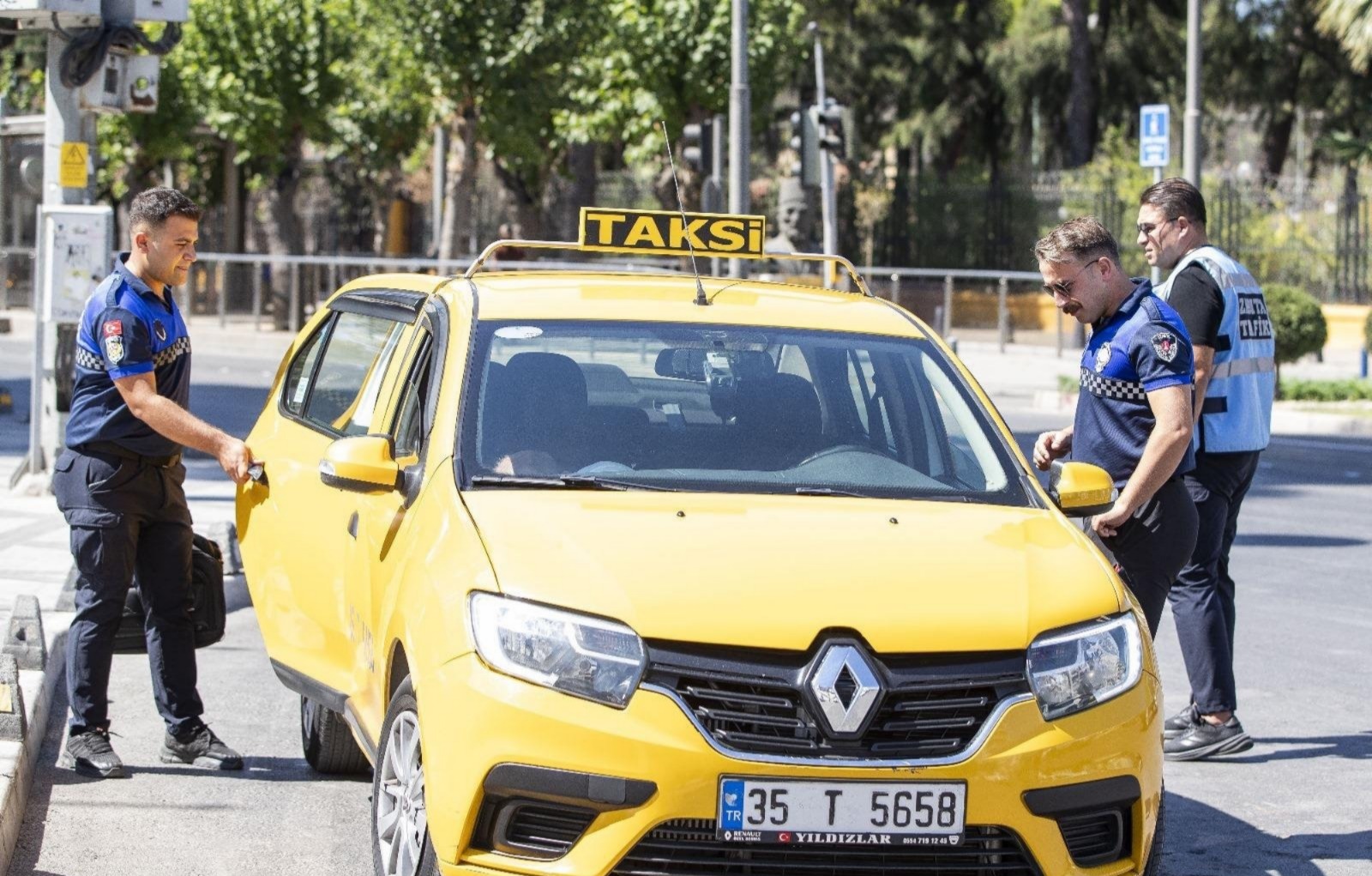 Zabıta memuru kaplan: "Denetimlerimiz aralıksız sürecek"