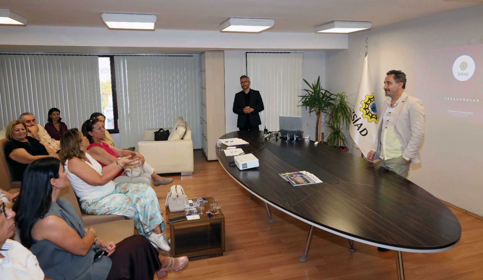 "İZSİAD xG" vizyonu ile gelecek inşa ediliyor