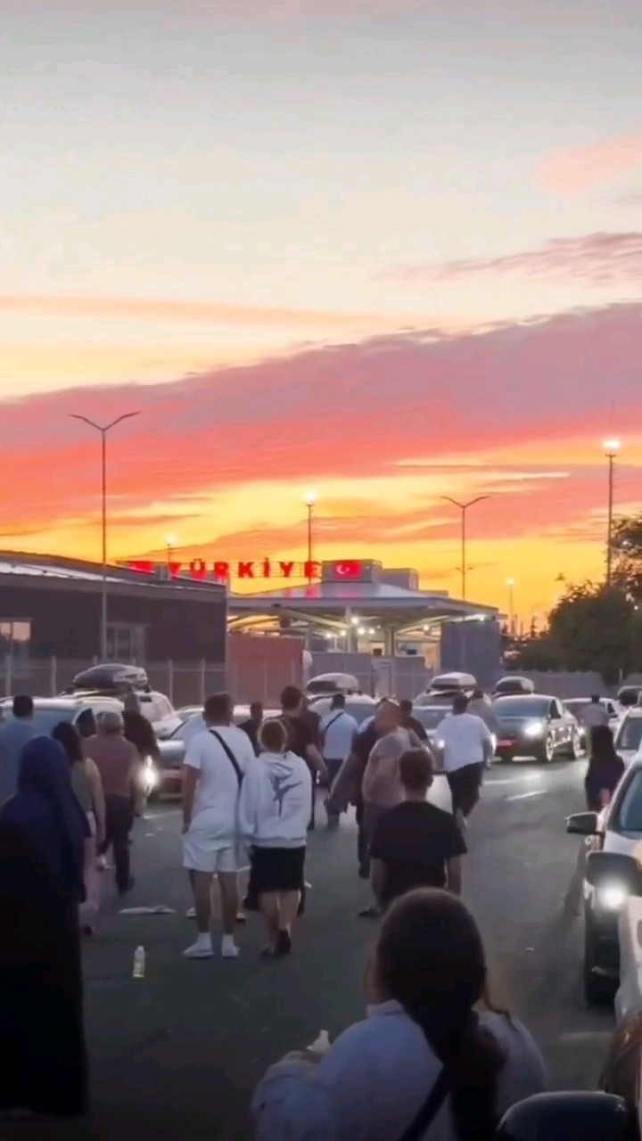 Türk ambulansına izin verilmedi iddiası