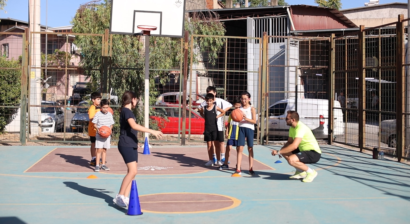 Karabağlar'da Mahallelerde Spor (1)