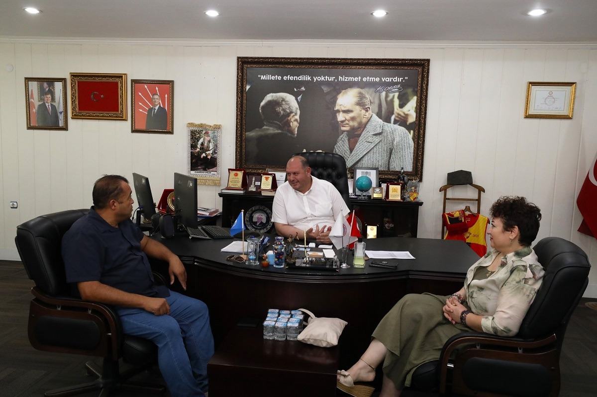 Muhtarlarla iş birliği güçlenerek devam ediyor