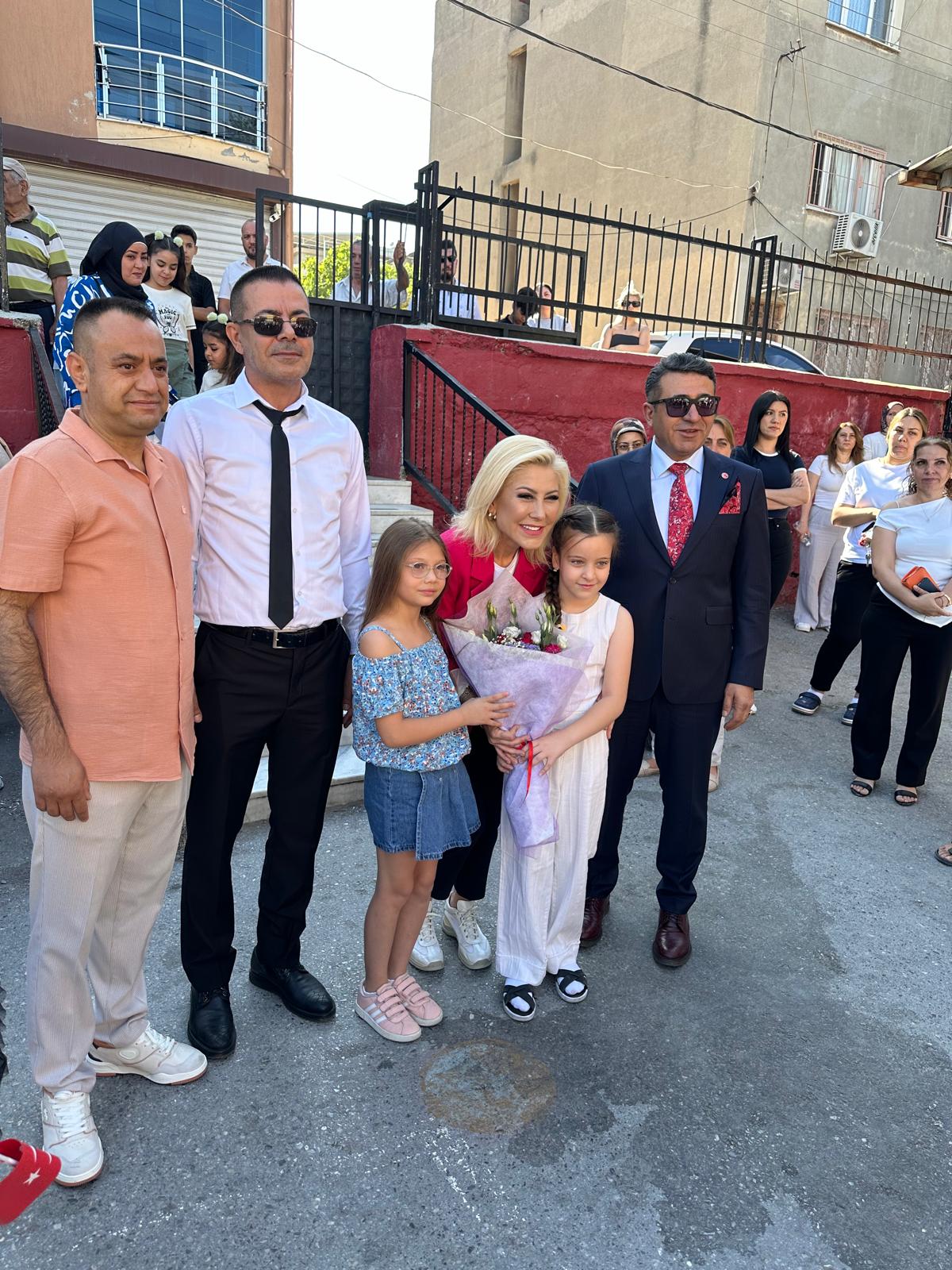 "Devlet-Millet el ele, geleceğimiz için"