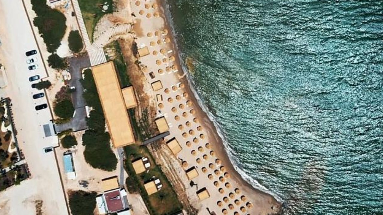 Modern Ege Mutfağı Ve Dj Performansıyla Çeşme’de Yeni Plaj İşte Harcama Limiti! (3)