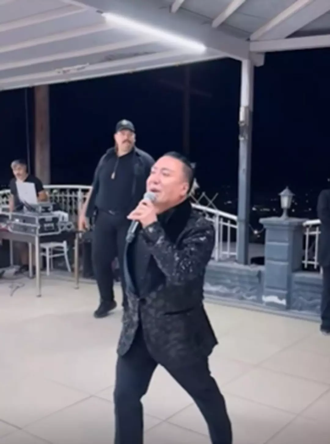 Sahne imajında radikal karar