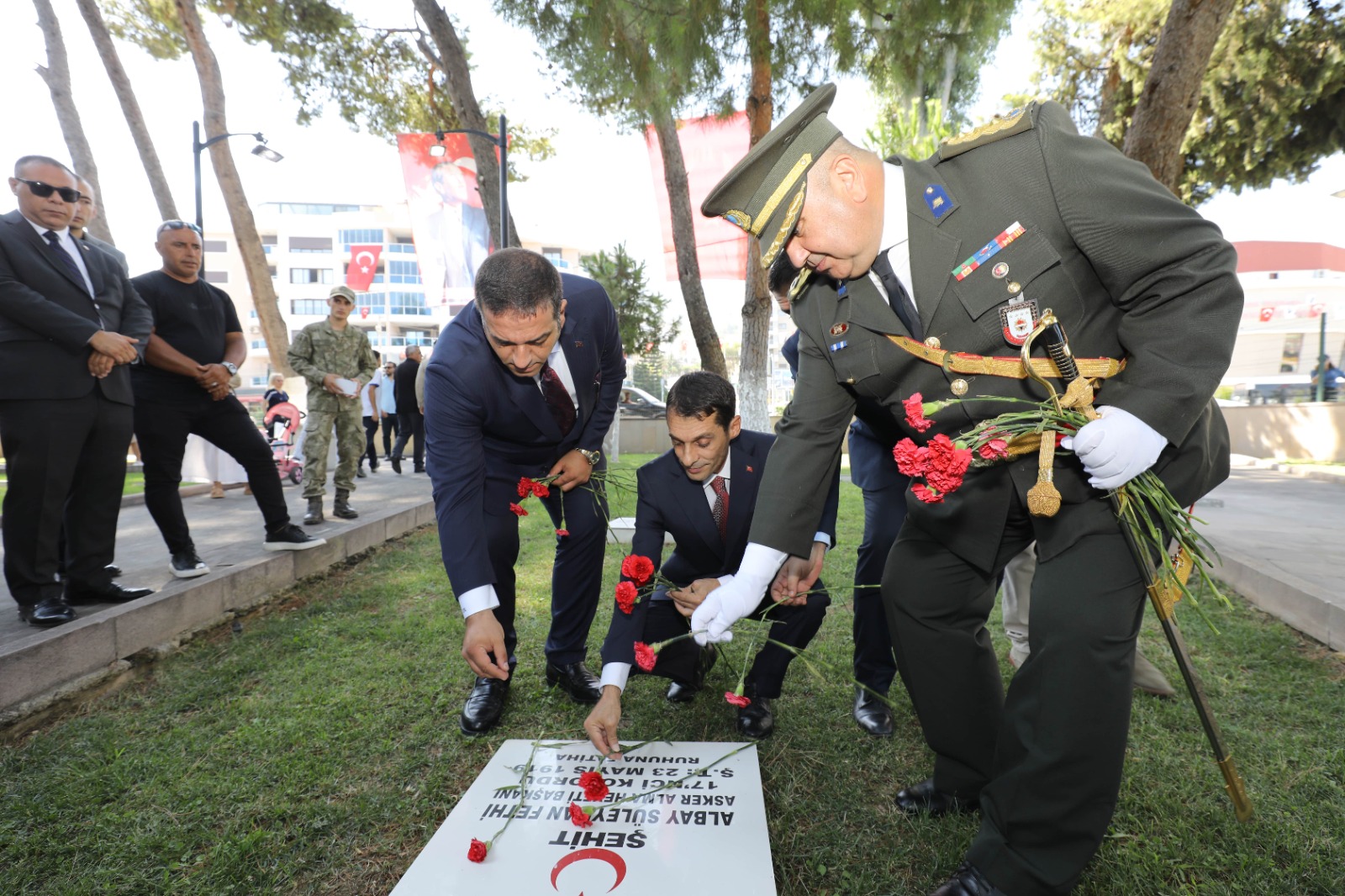 Narlıdere Kaymakamı Kadir Taner Eser, Narlıdere Belediye Başkanı Erman Uzun Ve İstikham Albay Halil İbrahim Yılmaz