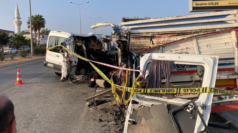 Sürücünün uyuması kazaya neden oldu