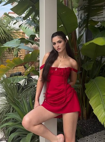 Nefes kesici pozlar çok sayıda yorum ve beğeni aldı