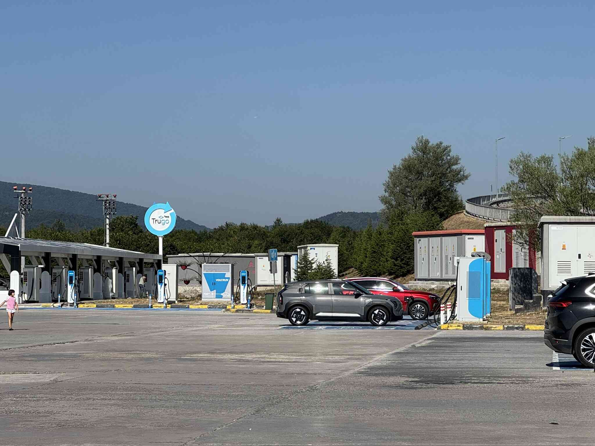 Şarj Istasyonları (1)